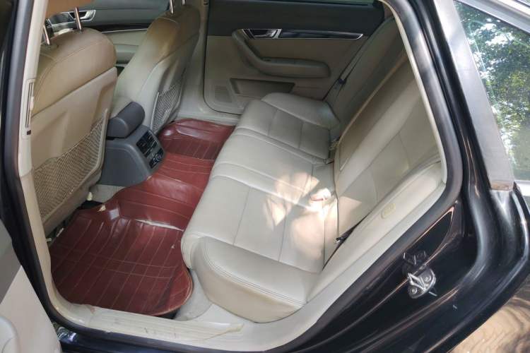 Used Audi A6L 2010 2.0 TFSI Automatic Standard Edition Left Rear Seat
