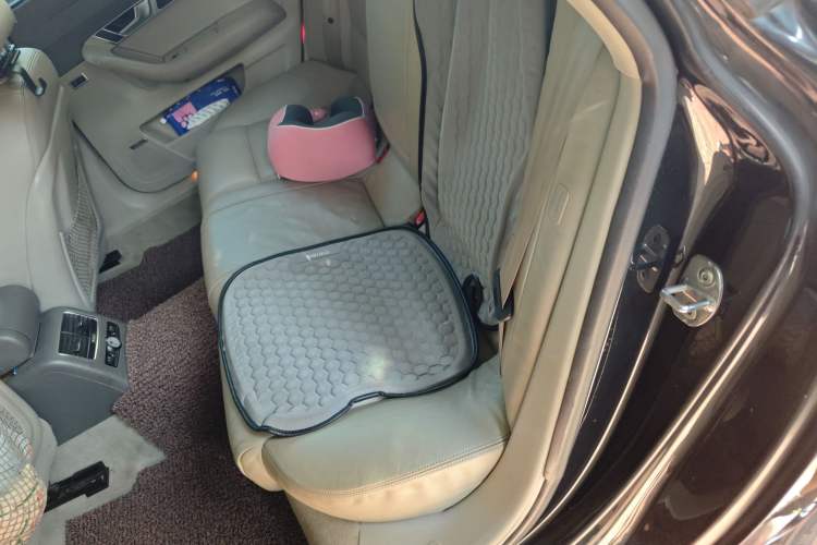 Used Audi A6L 2010 2.4L Luxury Edition Left Rear Seat