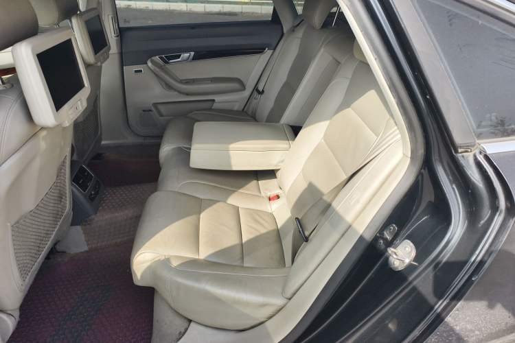 Used Audi A6L 2010 3.0 TFSI quattro Luxury Model Left Rear Seat
