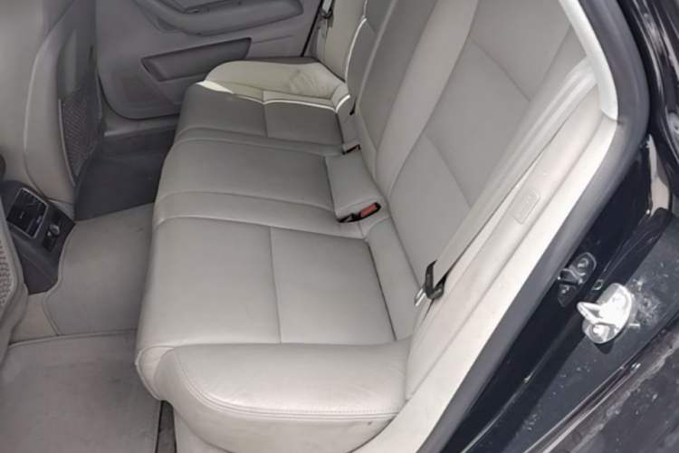 Used Audi A6L 2010 2.0 TFSI Automatic Standard Edition Left Rear Seat