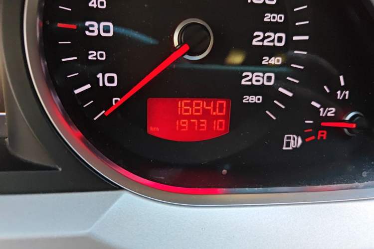 Used Audi A6L 2010 2.4L Technology Edition Odometer Close Up