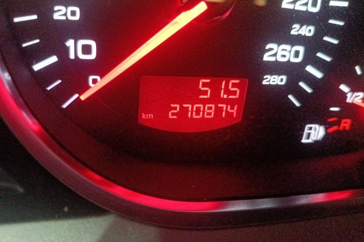 Used Audi A6L 2010 2.4L Comfort Edition Odometer Close Up