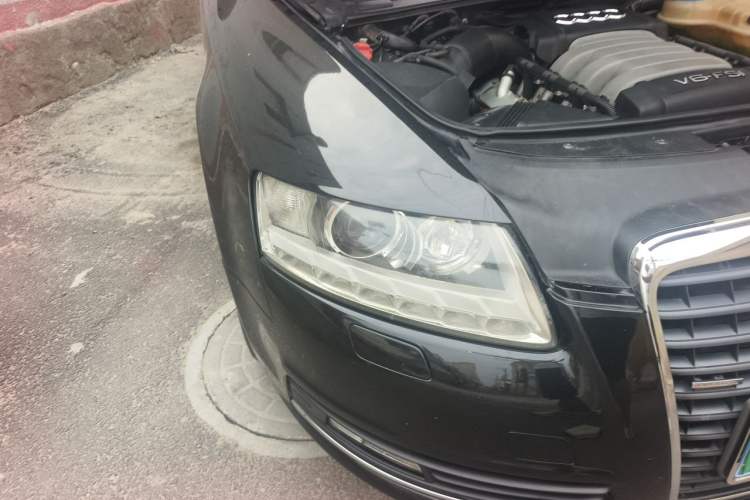 Used Audi A6L 2010 2.8 FSI quattro Luxury Model Right Front Headlight