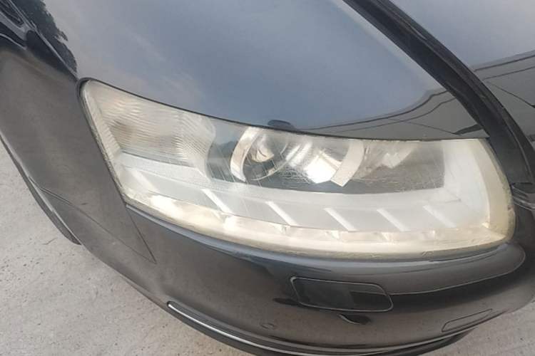 Used Audi A6L 2010 2.8 FSI Luxury Edition Right Front Headlight