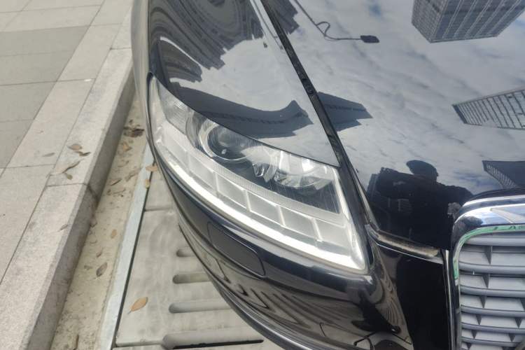 Used Audi A6L 2010 2.0 TFSI Automatic Standard Edition Right Front Headlight