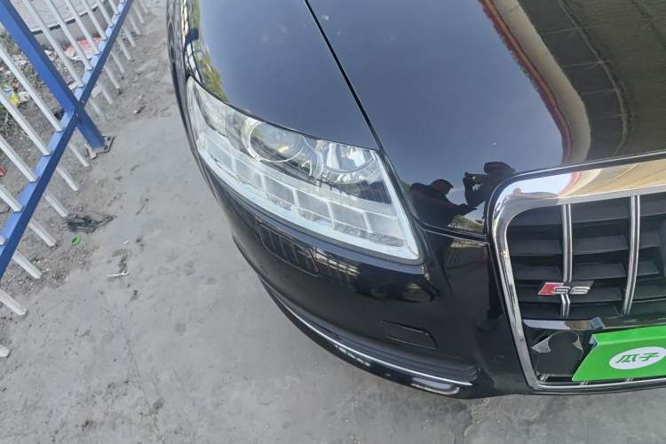 Used Audi A6L 2010 2.0 TFSI Automatic Standard Edition Right Front Headlight