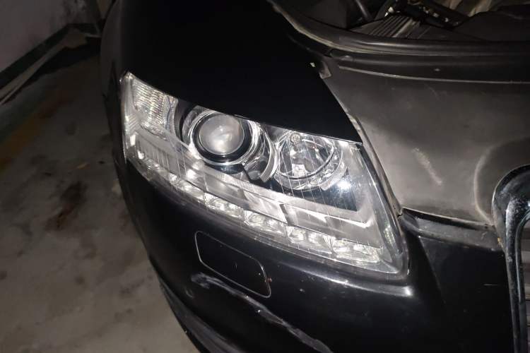 Used Audi A6L 2010 2.4L Comfort Edition Right Front Headlight