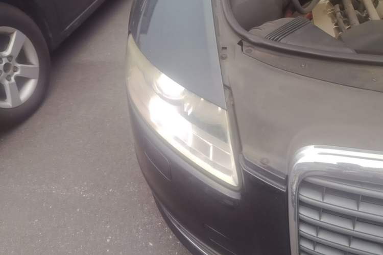 Used Audi A6L 2010 2.4L Comfort Edition Right Front Headlight