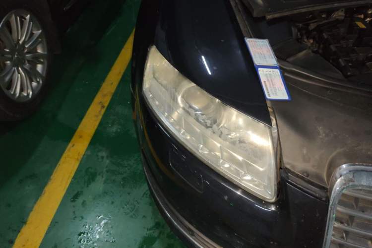 Used Audi A6L 2010 2.0 TFSI Automatic Standard Edition Right Front Headlight
