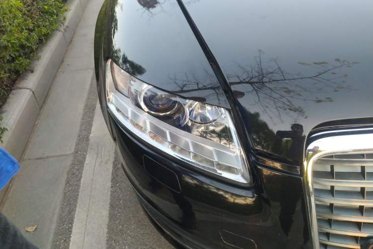 Used Audi A6L 2010 2.7 TDI Right Front Headlight