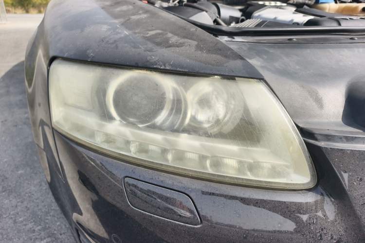 Used Audi A6L 2010 3.0 TFSI quattro Luxury Model Right Front Headlight