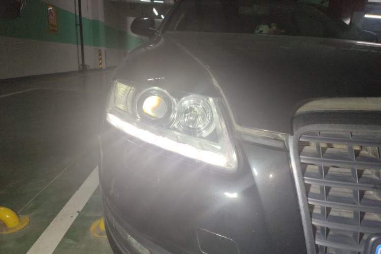 Used Audi A6L 2010 2.4L Comfort Edition Right Front Headlight