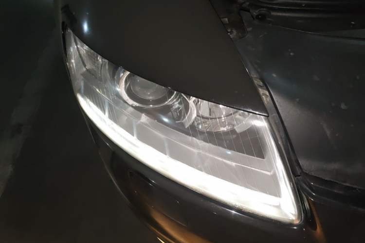 Used Audi A6L 2010 2.4L Comfort Edition Right Front Headlight
