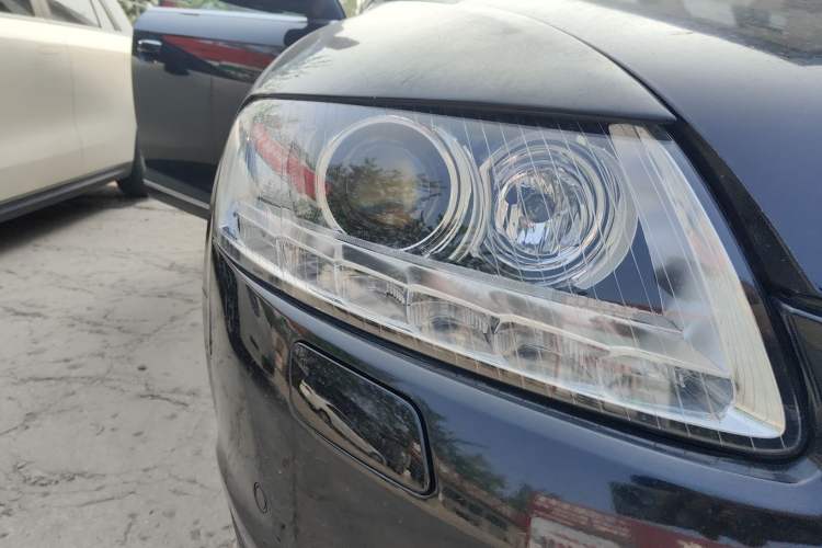 Used Audi A6L 2010 2.4L Comfort Edition Right Front Headlight