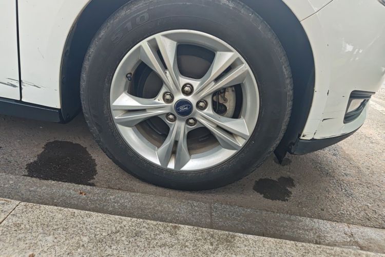 Used Audi A6L 2010 2.0 TFSI Automatic Standard Edition Right Front Wheel Hub