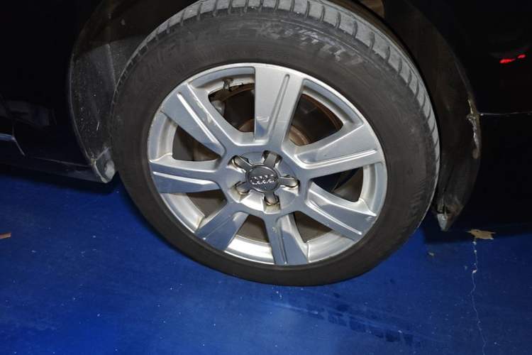 Used Audi A6L 2010 2.4L Technology Edition Right Front Wheel Hub