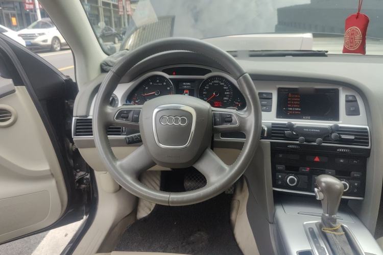 Used Audi A6L 2010 2.0 TFSI Automatic Standard Edition Steering Wheel