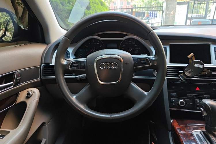 Used Audi A6L 2010 2.4L Technology Edition Steering Wheel