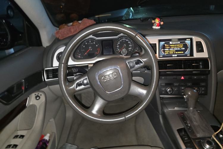 Used Audi A6L 2010 2.0 TFSI Automatic Standard Edition Steering Wheel