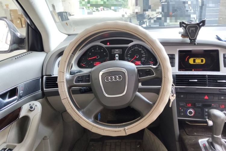Used Audi A6L 2010 2.0 TFSI Automatic Standard Edition Steering Wheel