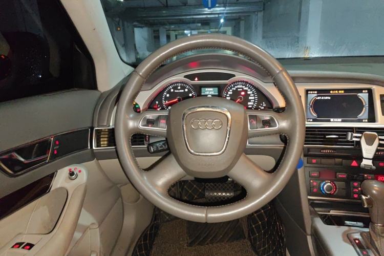 Used Audi A6L 2010 2.0 TFSI Automatic Standard Edition Steering Wheel