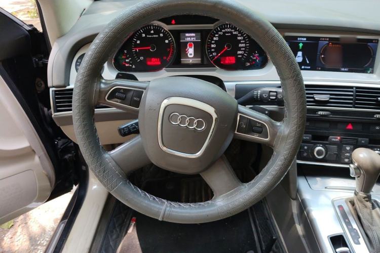 Used Audi A6L 2010 2.0 TFSI Automatic Standard Edition Steering Wheel