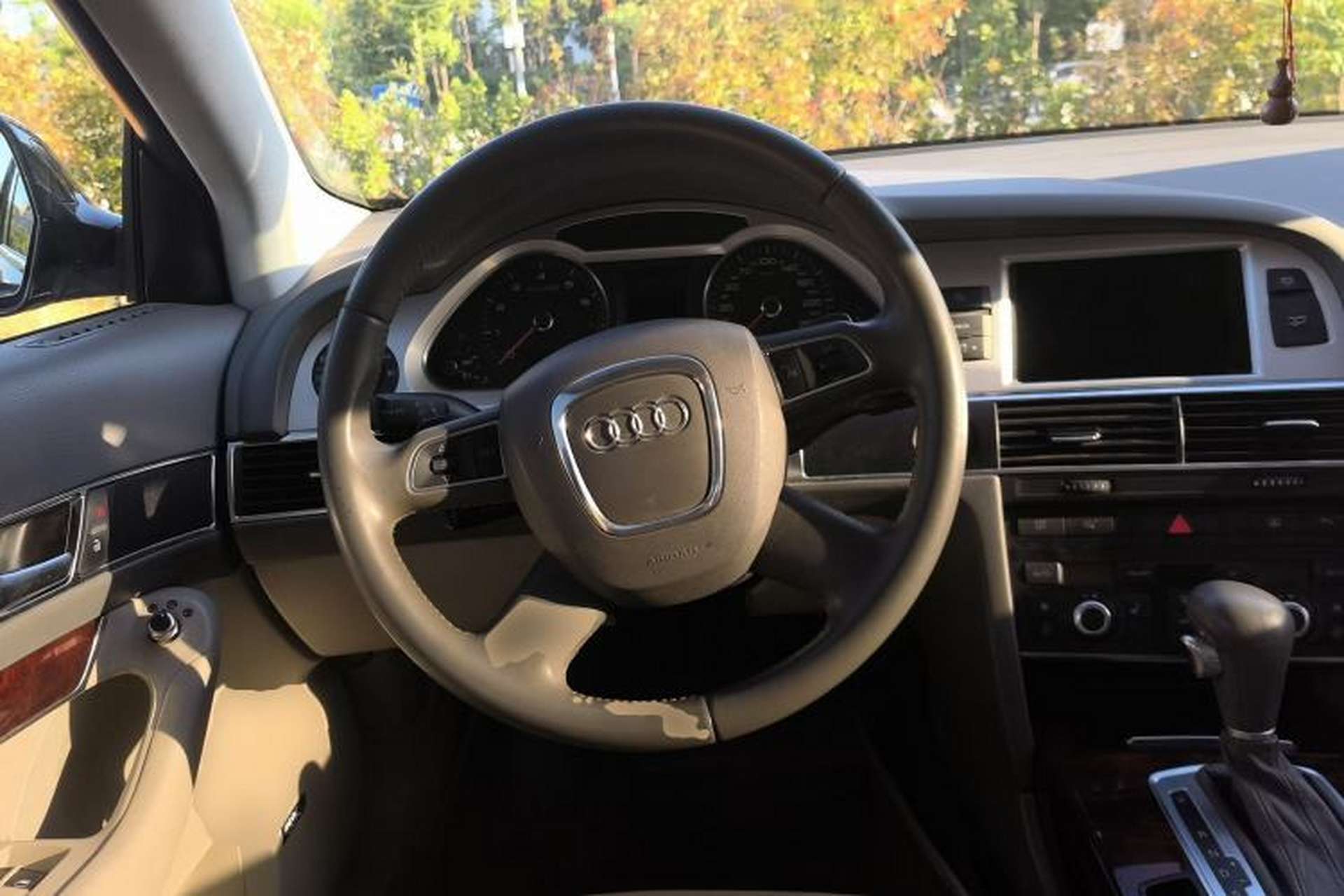 Used Audi A6L 2010 2.8 FSI Comfort Model Steering Wheel