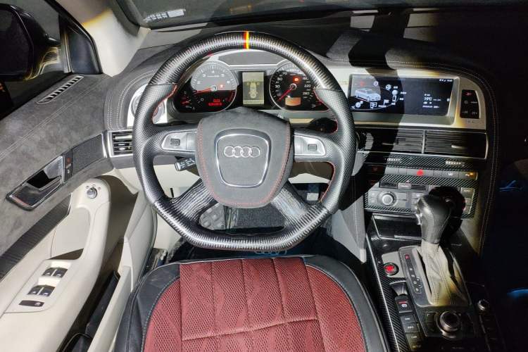 Used Audi A6L 2010 2.0 TFSI Automatic Standard Edition Steering Wheel