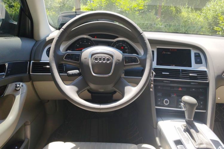 Used Audi A6L 2010 2.0 TFSI Automatic Standard Edition Steering Wheel
