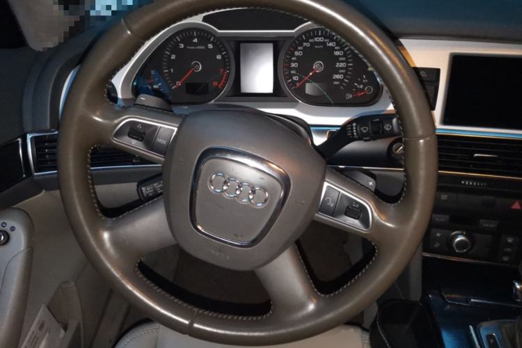 Used Audi A6L 2010 2.0 TFSI Automatic Standard Edition Steering Wheel