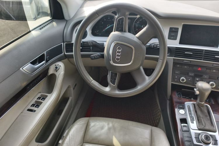 Used Audi A6L 2010 3.0 TFSI quattro Luxury Model Steering Wheel