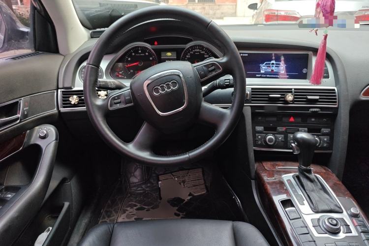 Used Audi A6L 2010 2.0 TFSI Automatic Standard Edition Steering Wheel