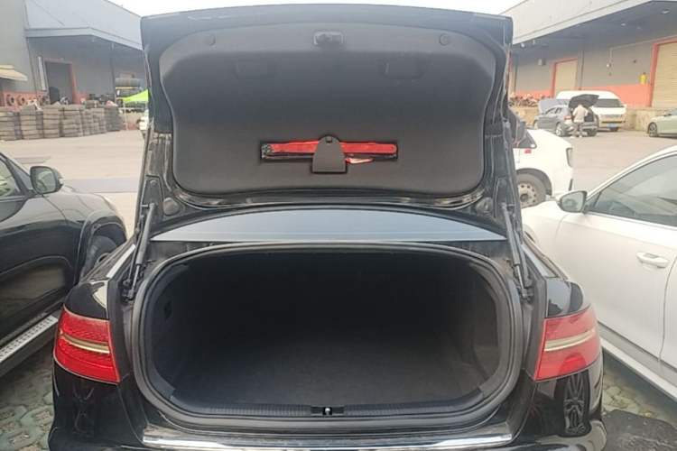 Used Audi A6L 2010 2.8 FSI Luxury Edition Trunk