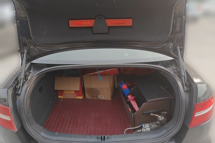 Used Audi A6L 2010 2.8 FSI Comfort Model Trunk