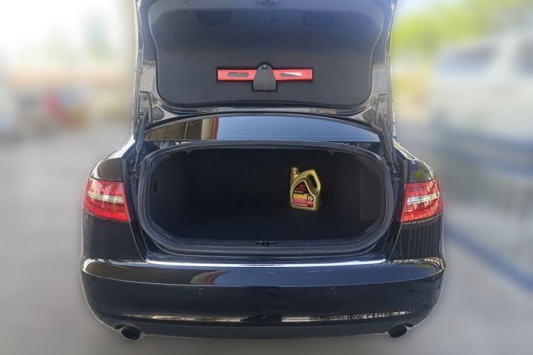 Used Audi A6L 2010 2.0 TFSI Automatic Standard Edition Trunk