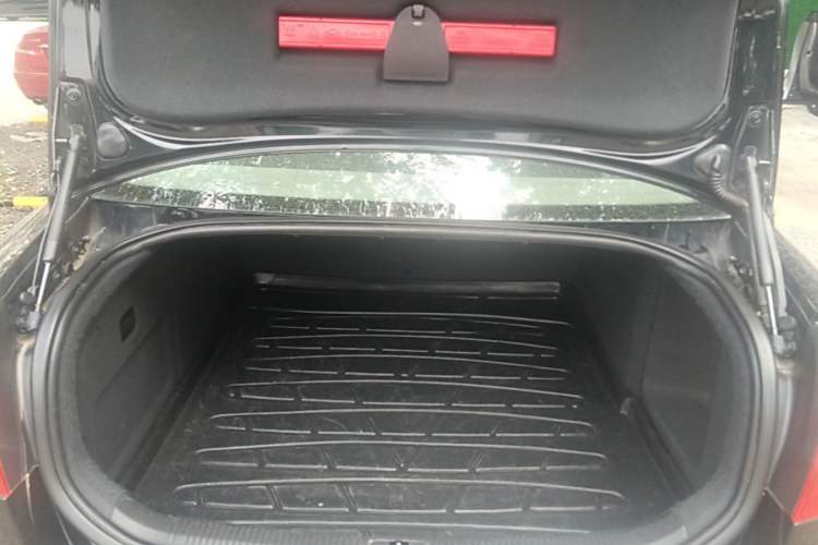 Used Audi A6L 2010 2.4L Comfort Edition Trunk
