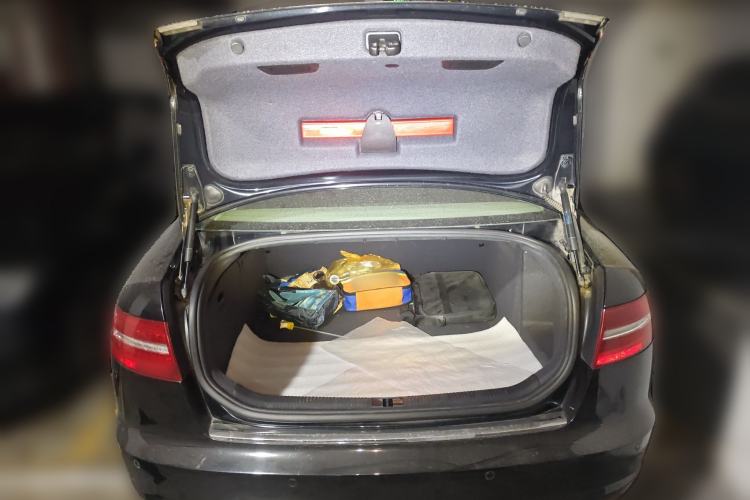Used Audi A6L 2010 2.4L Technology Edition Trunk