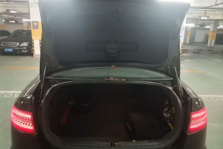 Used Audi A6L 2010 2.0 TFSI Manual Standard Edition Trunk