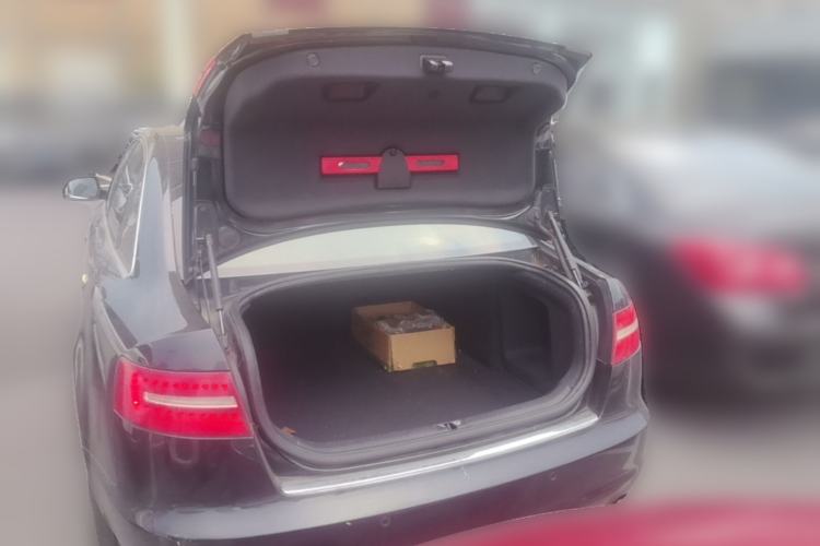 Used Audi A6L 2010 2.4L Comfort Edition Trunk