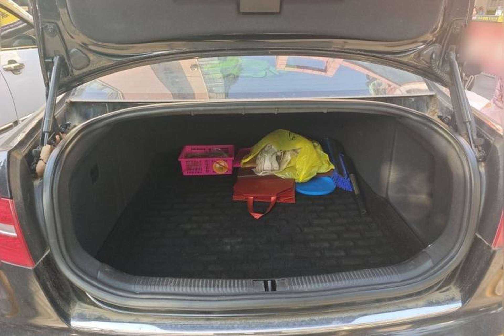 Used Audi A6L 2010 2.4L Comfort Edition Trunk
