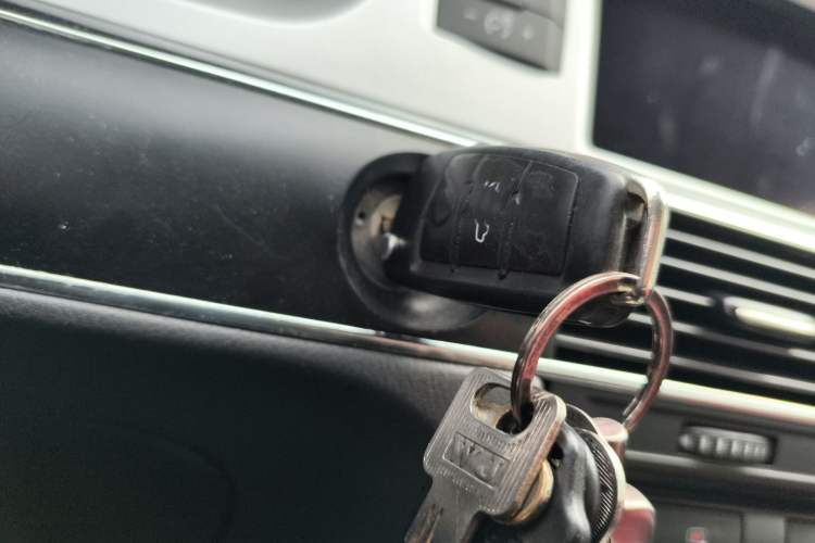 Used Audi A6L 2010 2.4L Comfort Edition Vehicle Key