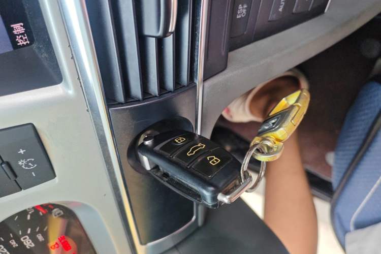 Used Audi A6L 2010 2.4L Technology Edition Vehicle Key