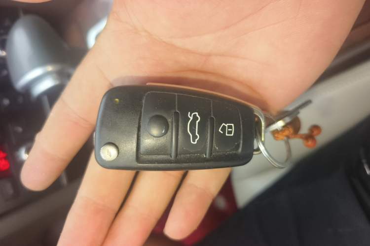 Used Audi A6L 2010 2.8 FSI quattro Luxury Model Vehicle Key