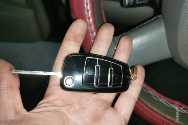 Used Audi A6L 2010 2.0 TFSI Automatic Standard Edition Vehicle Key