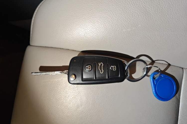 Used Audi A6L 2010 2.0 TFSI Automatic Standard Edition Vehicle Key