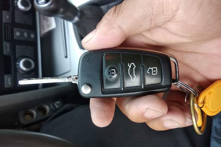 Used Audi A6L 2010 2.0 TFSI Manual Standard Edition Vehicle Key