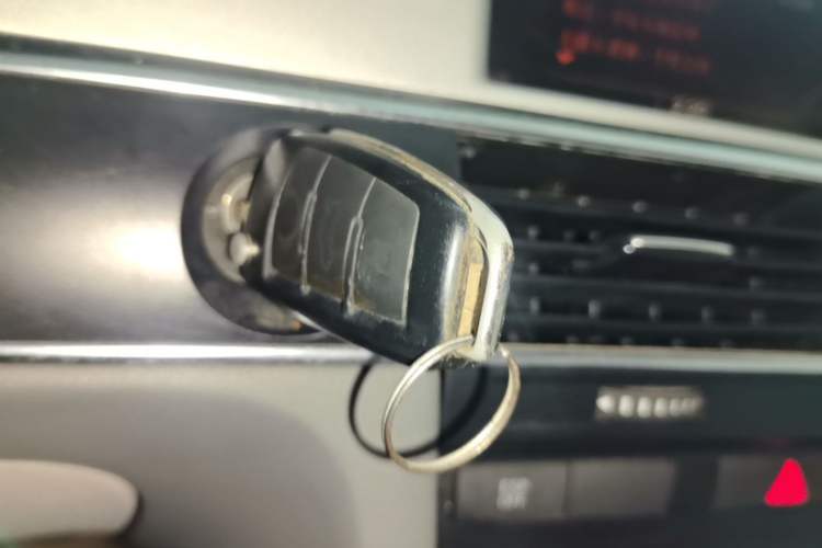 Used Audi A6L 2010 2.4L Technology Edition Vehicle Key