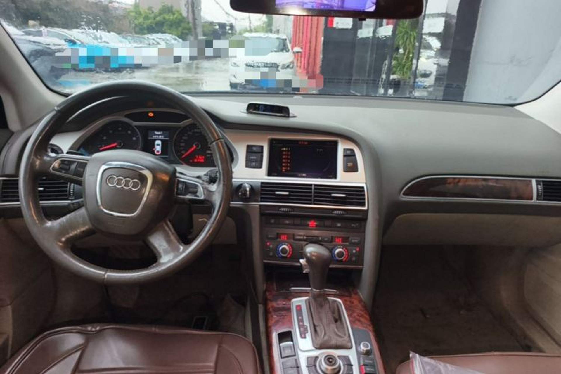Used Audi A6L 2010 2.4L Technology Edition Center Console