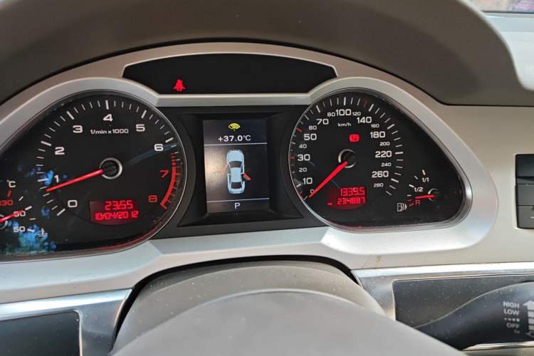 Used Audi A6L 2010 2.4L Technology Edition Instrument Cluster