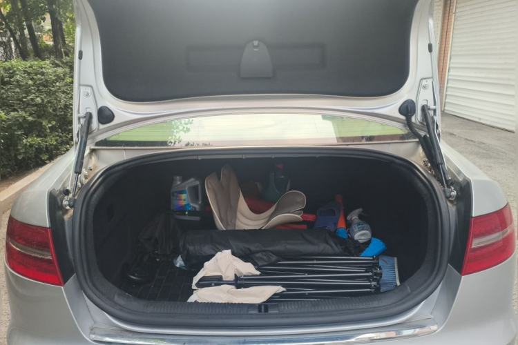 Used Audi A6L 2010 2.4L Comfort Edition Trunk